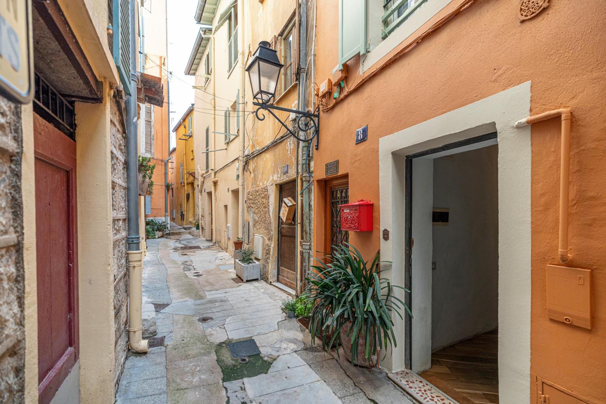 Le Bougainvillier Menton Vieille Ville Εξωτερικό φωτογραφία