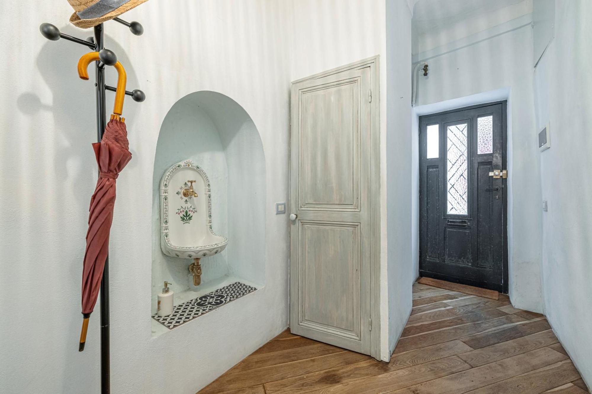 Le Bougainvillier Menton Vieille Ville Εξωτερικό φωτογραφία